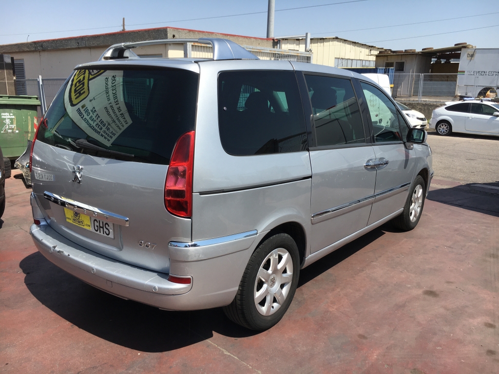 PEUGEOT 807 2.0 INY 140CV 8 PLAZAS