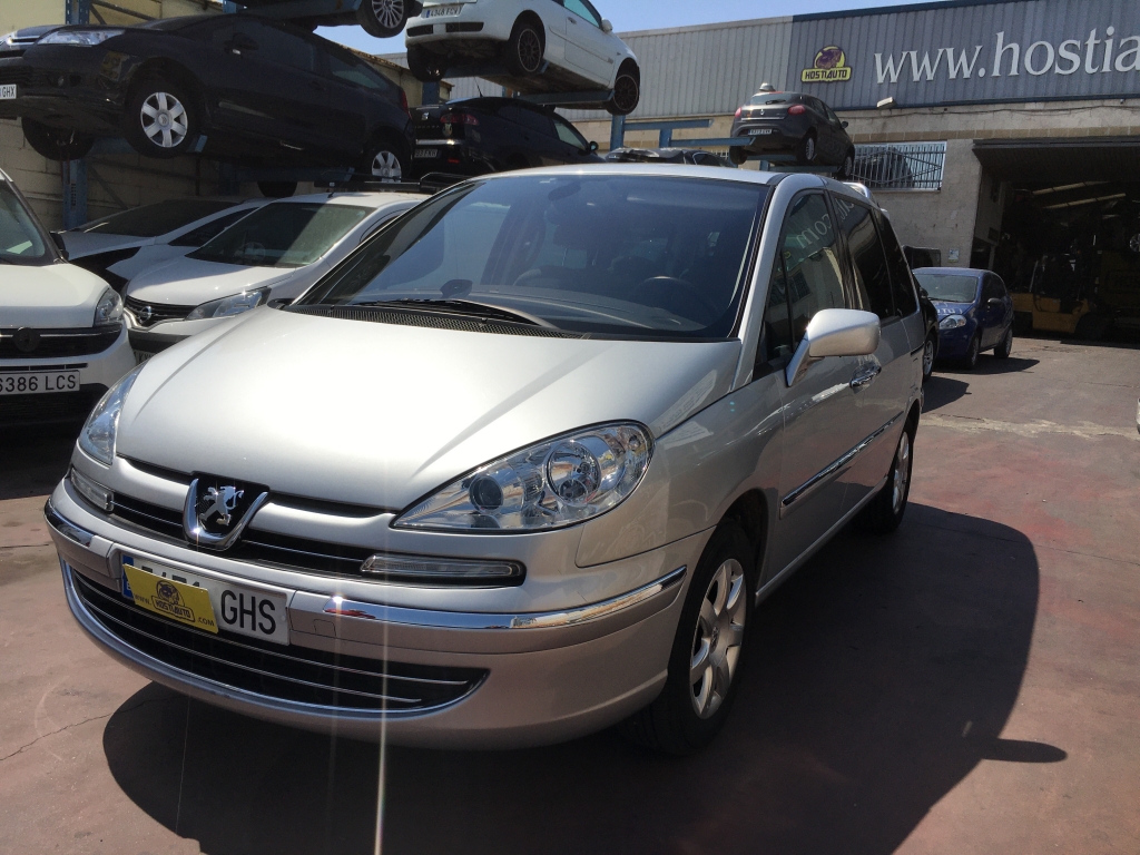 PEUGEOT 807 2.0 INY 140CV 8 PLAZAS