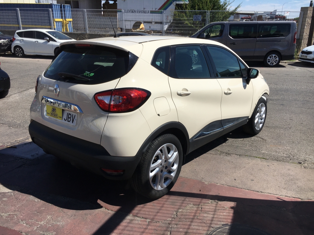 RENAULT CAPTUR 900CC INY 90CV