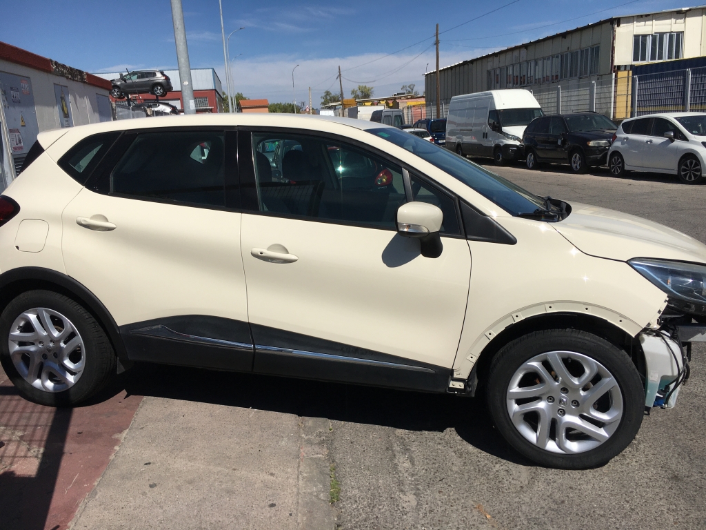 RENAULT CAPTUR 900CC INY 90CV