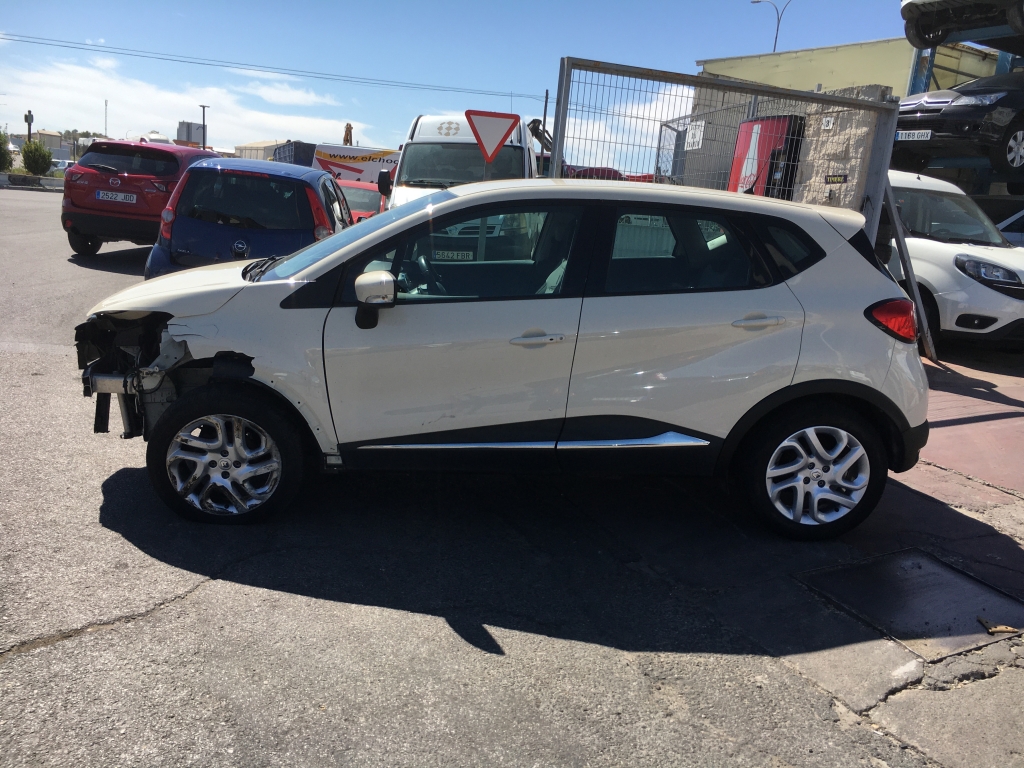 RENAULT CAPTUR 900CC INY 90CV