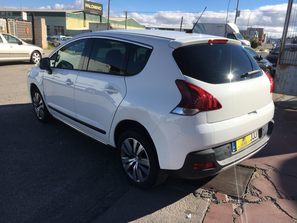 PEUGEOT 3008 1.6 HDI 120CV