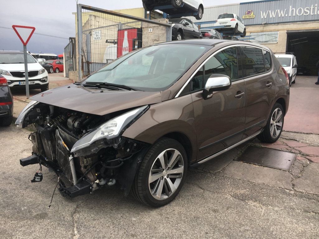 PEUGEOT 3008 1.6 HDI 120CV AUT