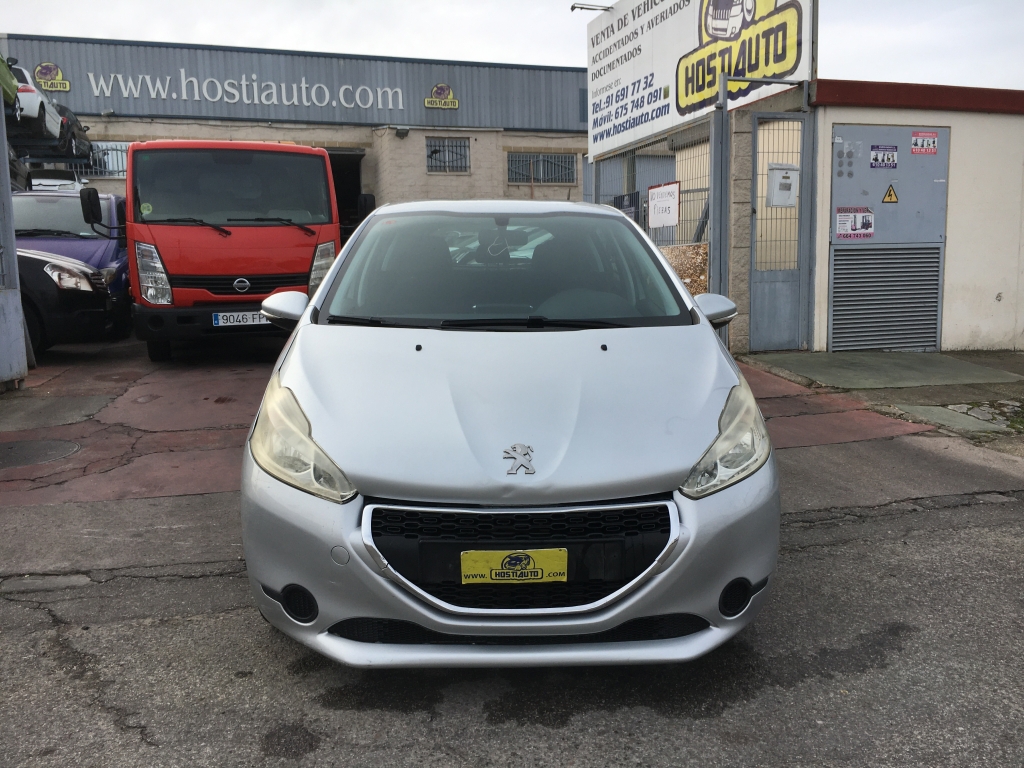 PEUGEOT 208 1.2 VTI 82 CV