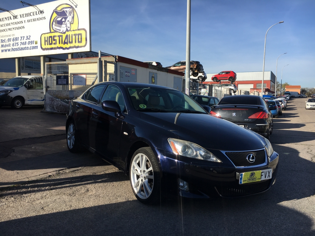 LEXUS IS 220 D4D 2.2 177CV