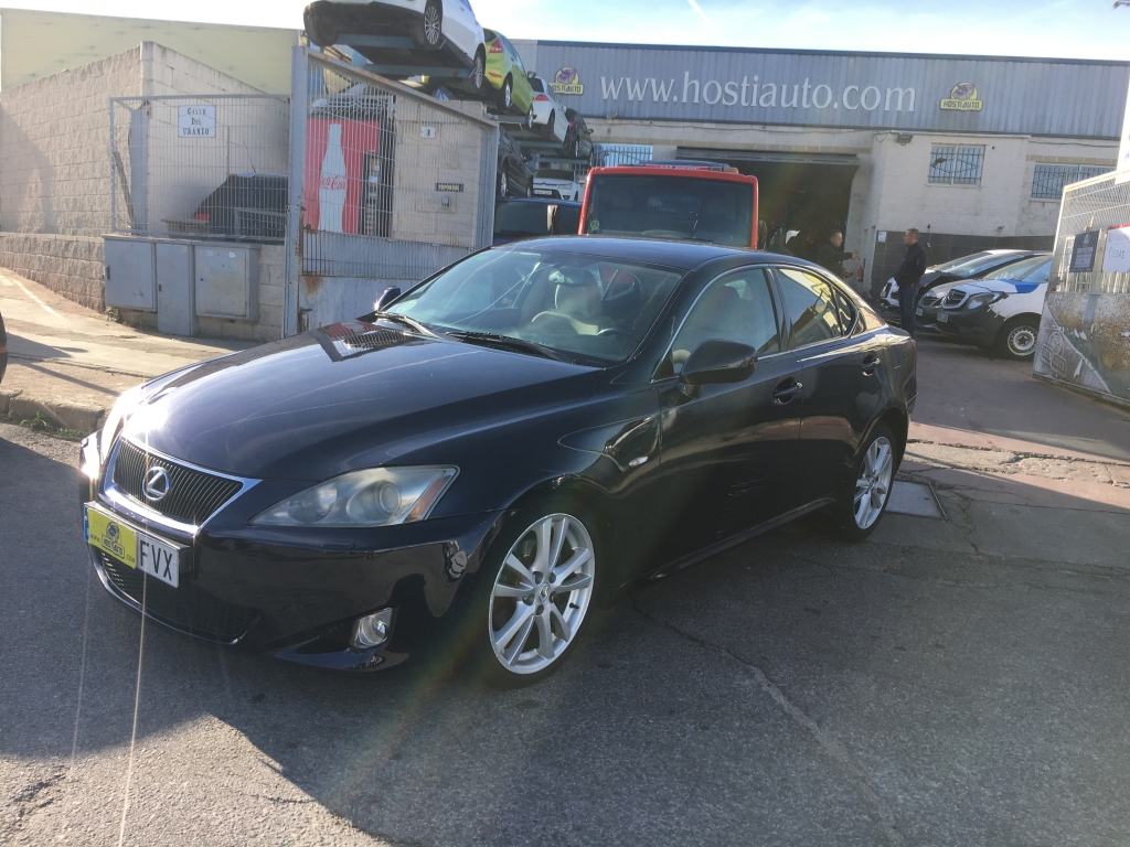 LEXUS IS 220 D4D 2.2 177CV