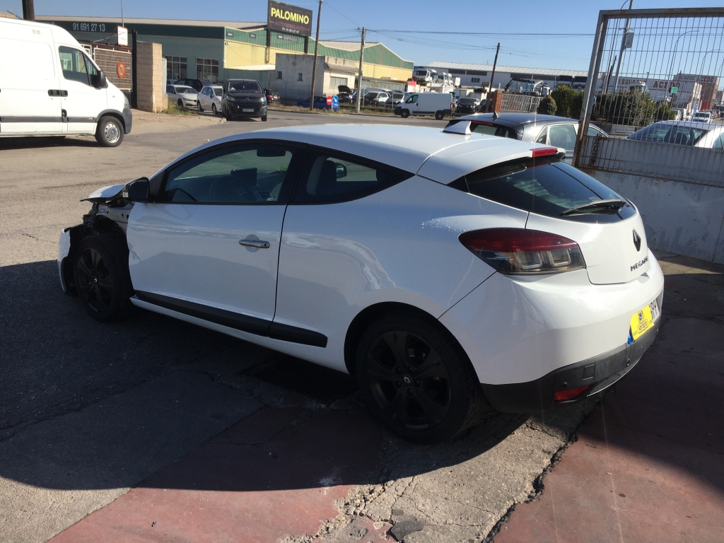 RENAULT MEGANE COUPE 1.5 DCI 106CV