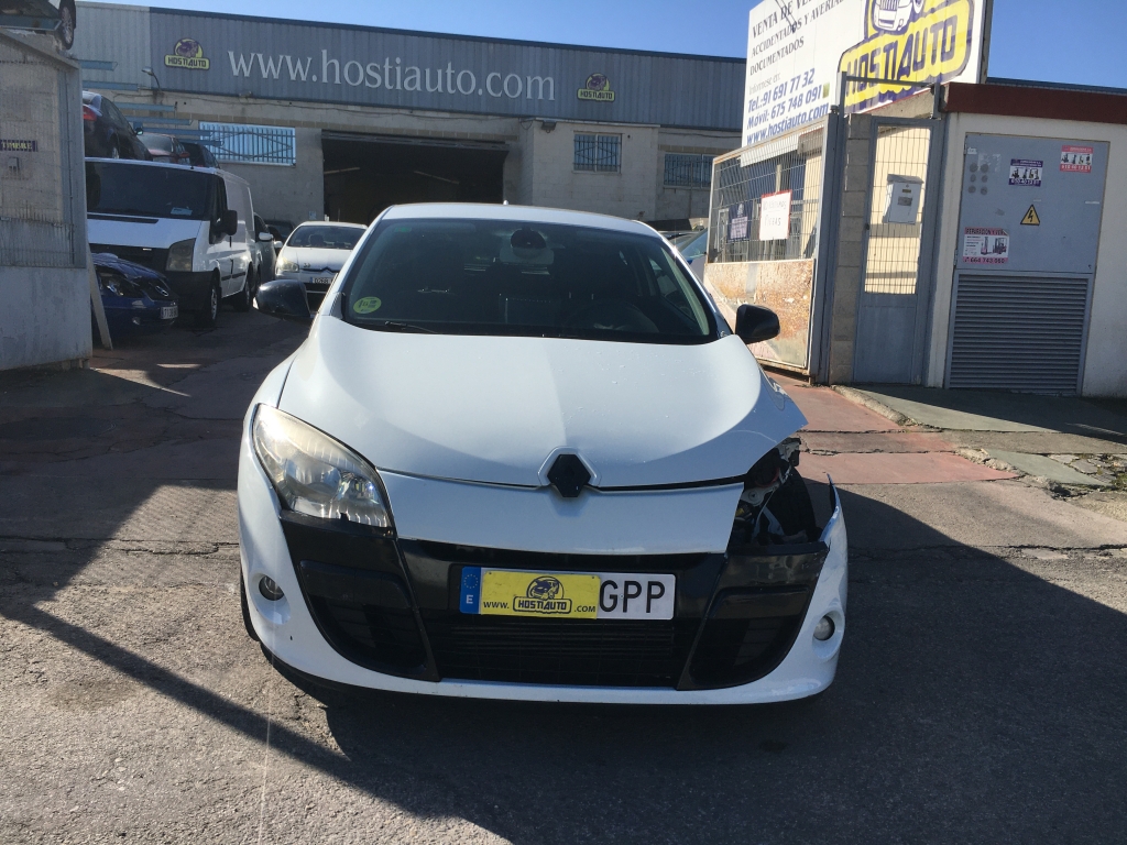 RENAULT MEGANE COUPE 1.5 DCI 106CV