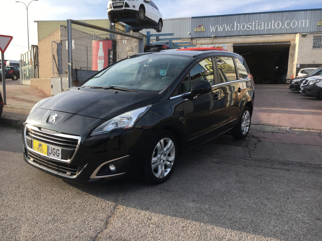 PEUGEOT 5008 1.6 HDI 120CV 7 PLAZAS